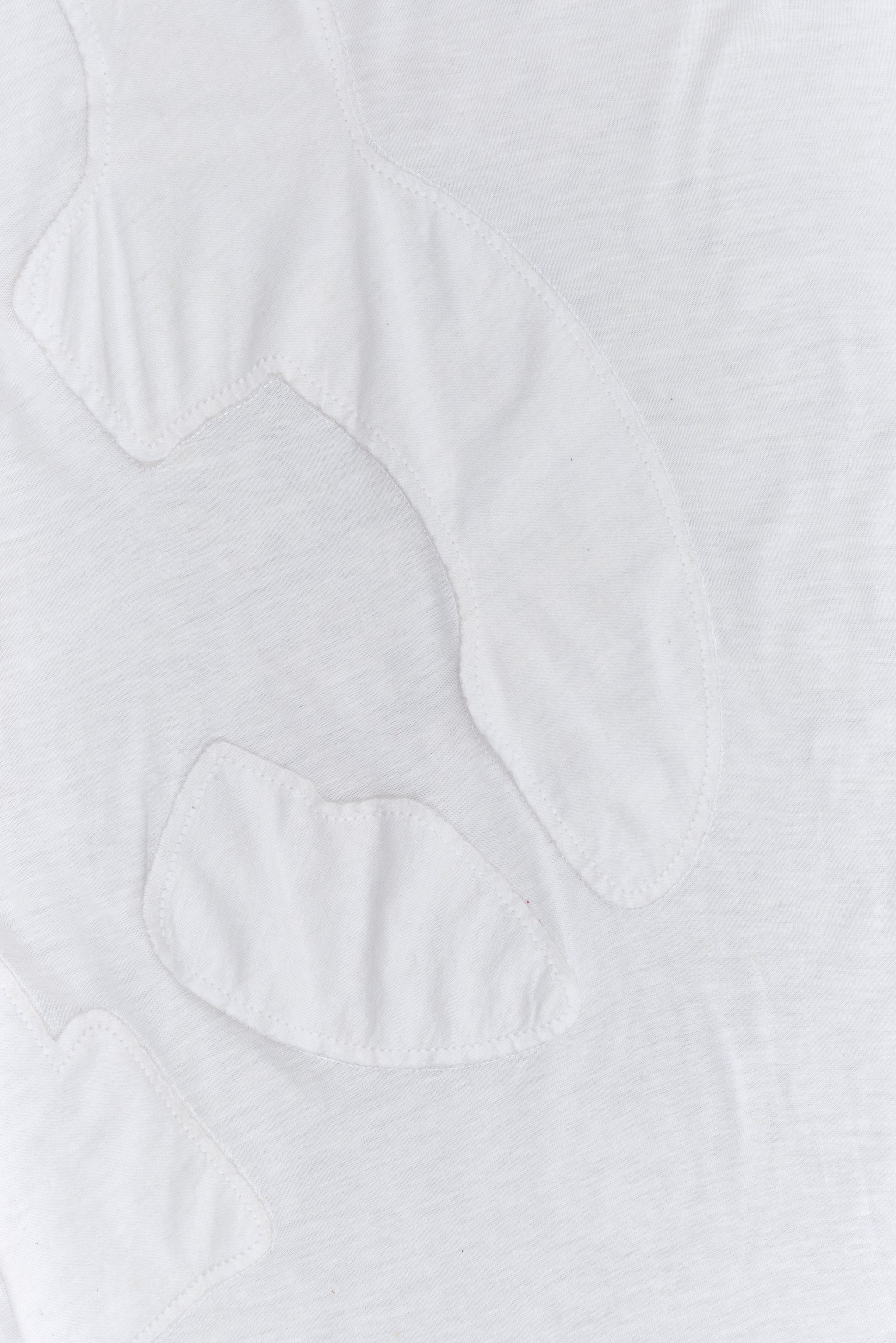 13 Applique Linen Top - Image 9