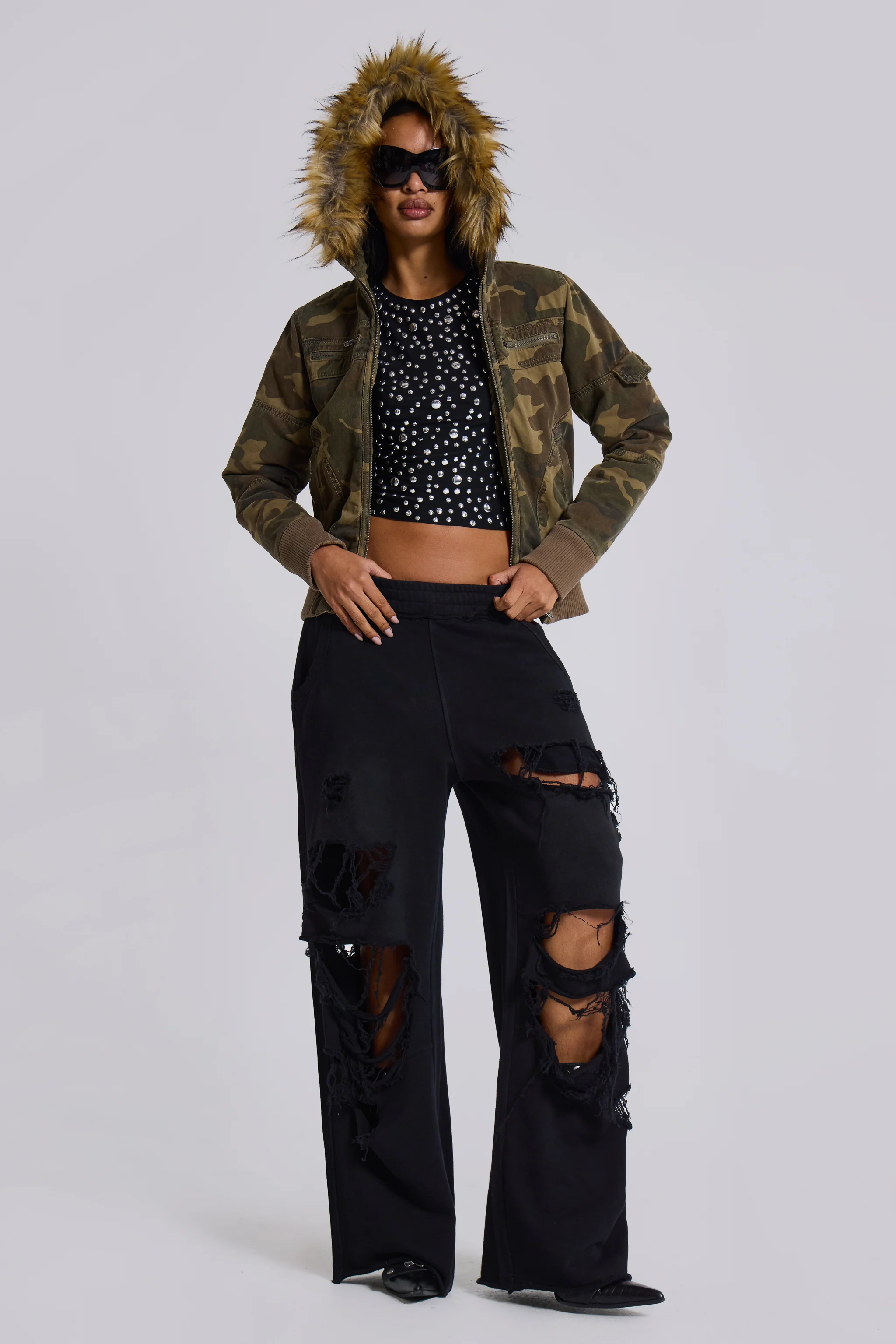 Distressed Black Baggy Monster Joggers - Image 7
