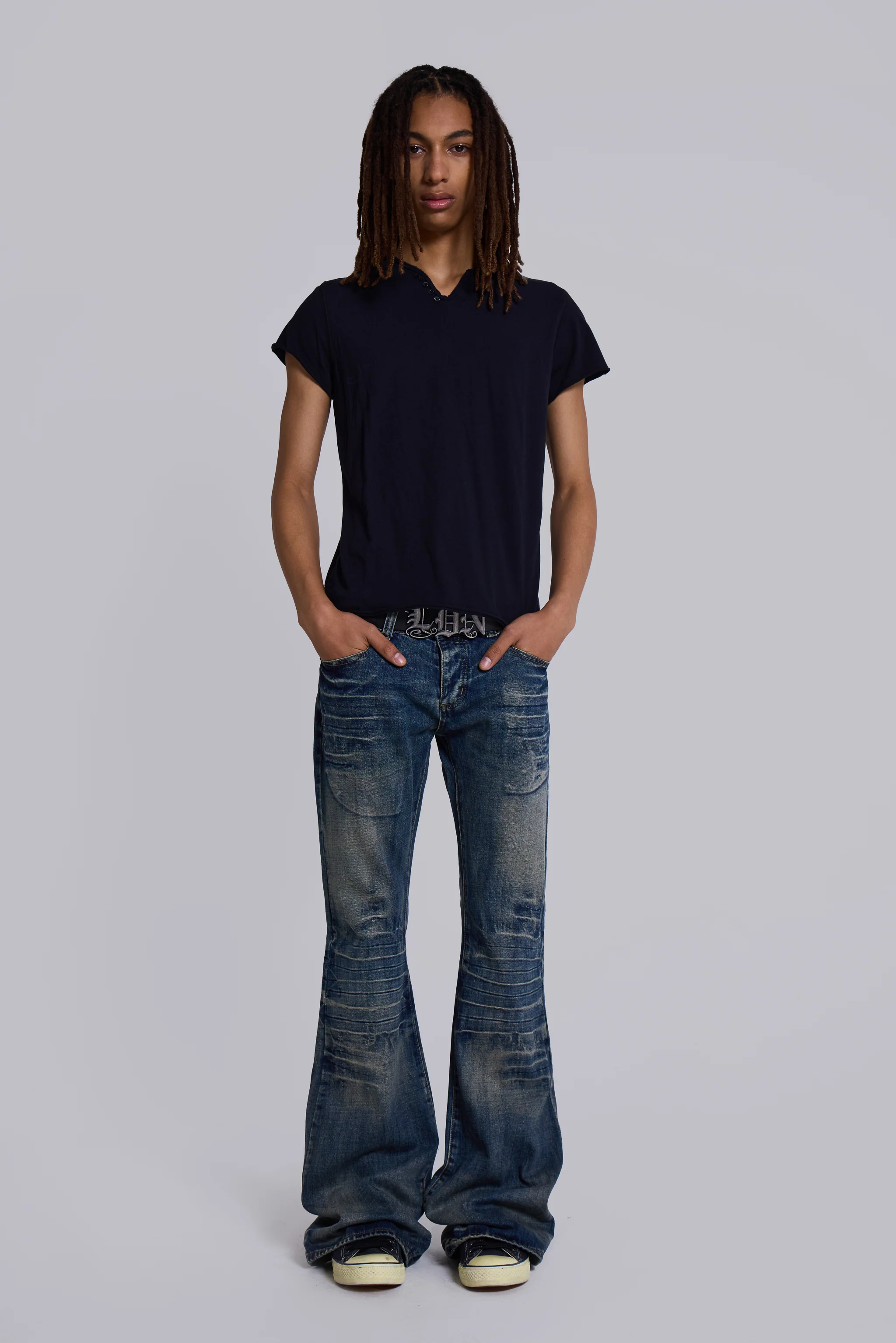 Kerri Henley T-Shirt in Black - Image 3