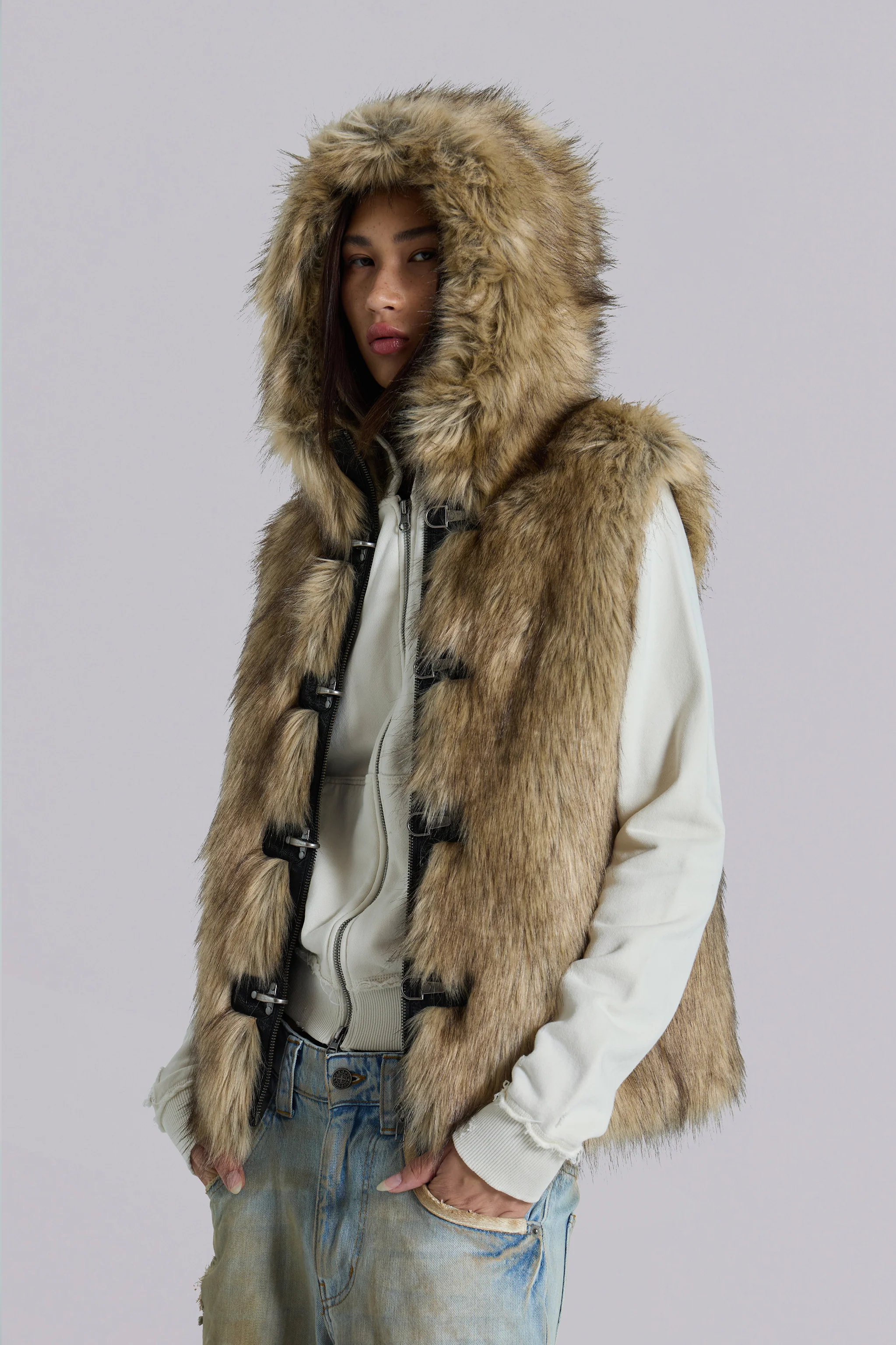 Mendoza Faux Fur Gilet - Image 9
